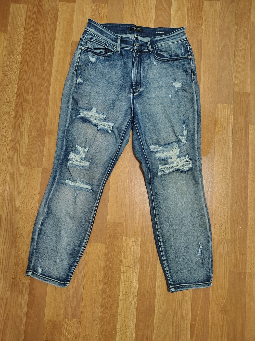 Judy Blue High-Rise Destroyed Boyfriend Jeans 14W Medium Wash JB82284MD-PL